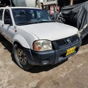 35-049 CAMIONETA NISSAN AÑO 2009 4x2