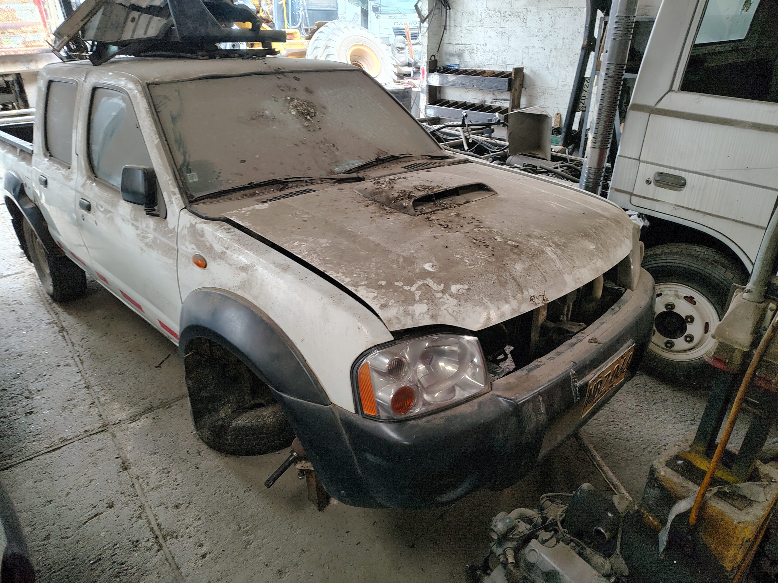 35-089 CAMIONETA NISSAN AÑO 2012 4x4 PARTICULAR - Imagen 3