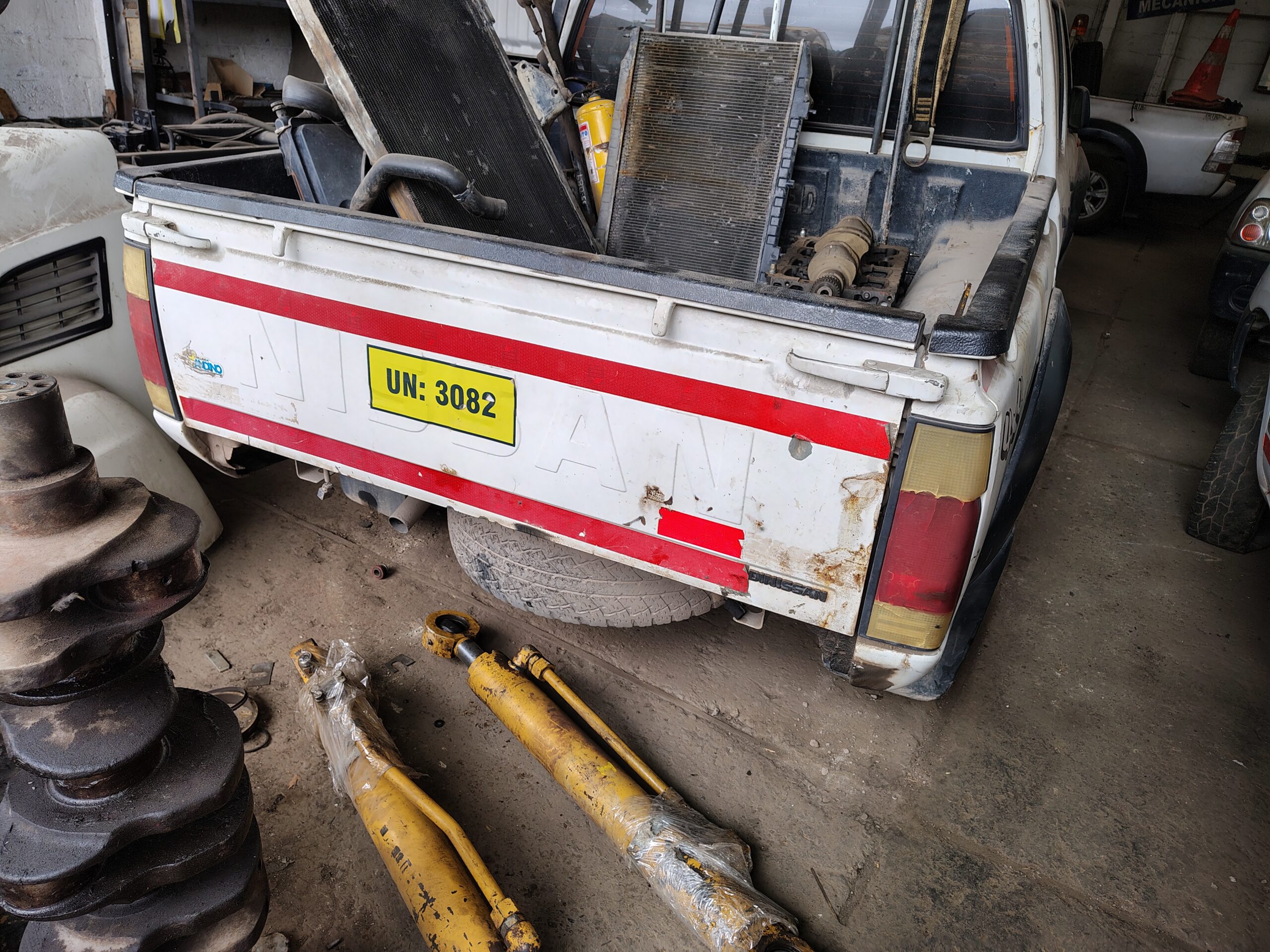 35-089 CAMIONETA NISSAN AÑO 2012 4x4 PARTICULAR - Imagen 14