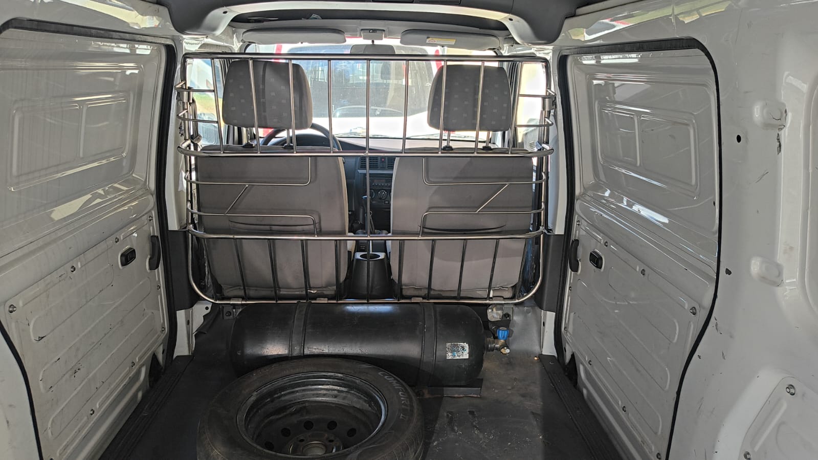 Lote #2 Chevrolet Van Cargo Plus Mt 1200 CC - Imagen 4