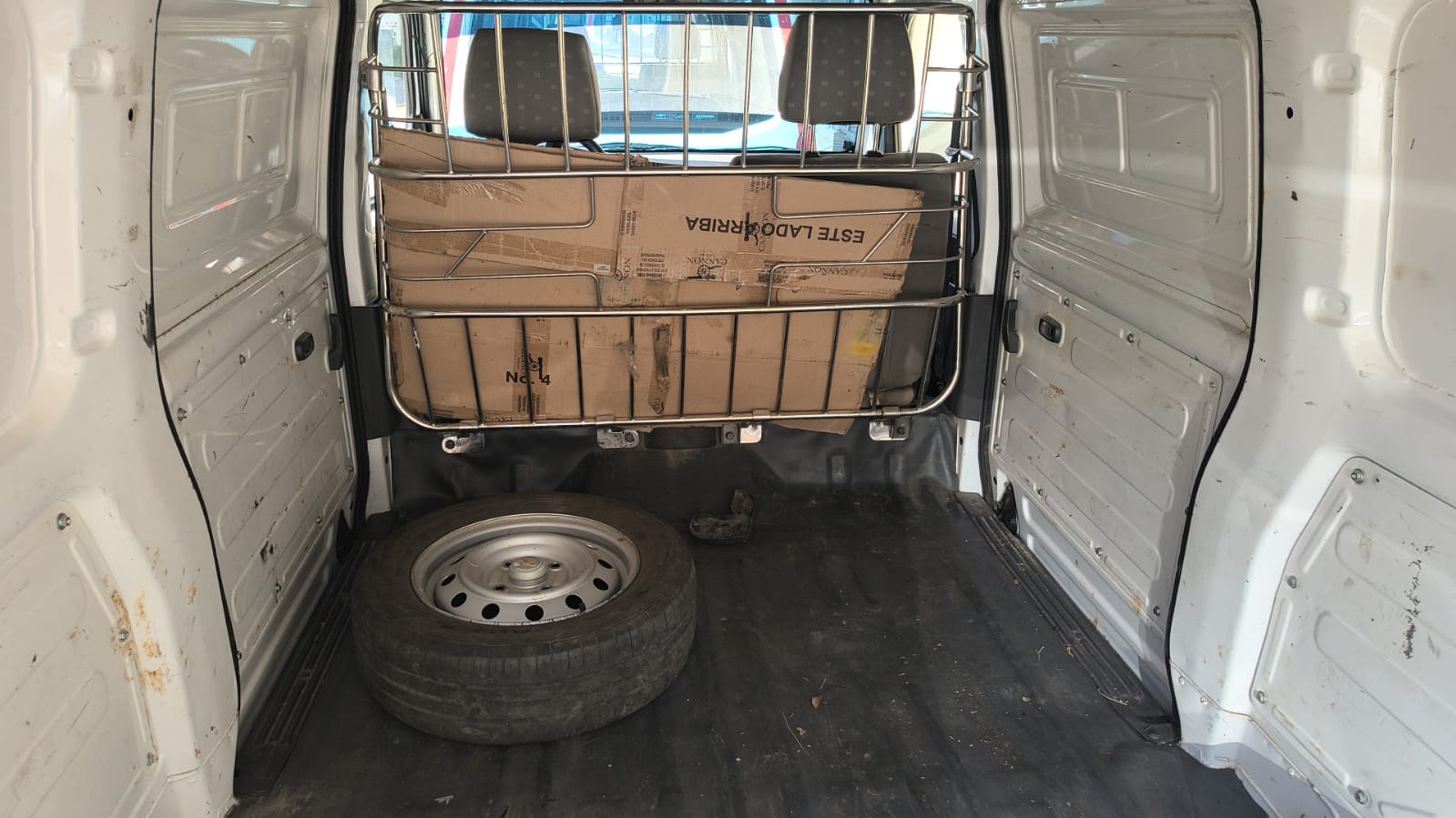 Lote #3 Chevrolet Van Cargo Plus Mt 1200 CC - Imagen 4