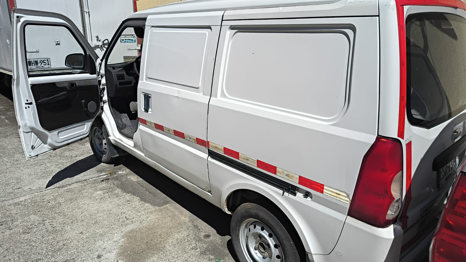 Lote #6 Chevrolet Van Cargo Plus Mt 1200 CC - Imagen 5
