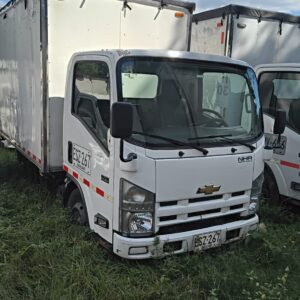 Lote #30 NHR 700P Reward Mt 3000CC