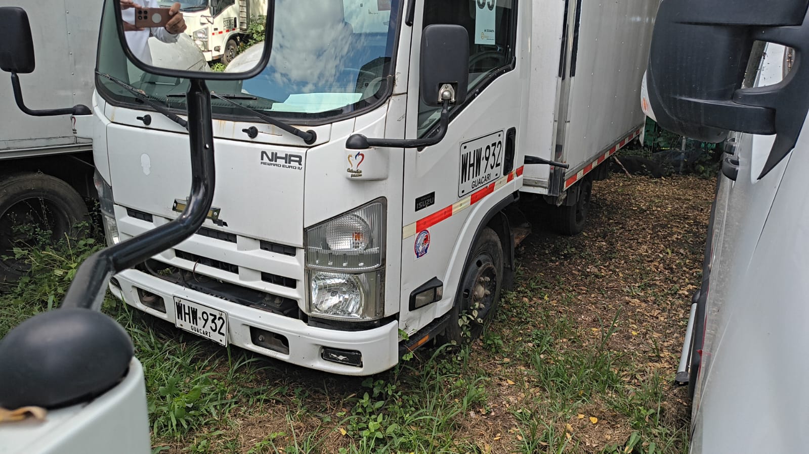 Lote #33 NHR 700P Reward Mt 3000CC - Imagen 4