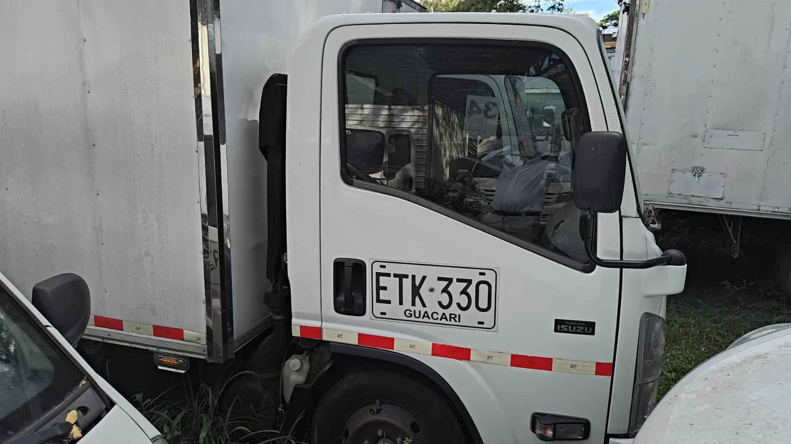 Lote #34 NHR 700P Reward Mt 3000CC - Imagen 3