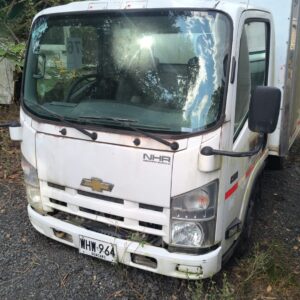 LOTE #76 NHR 700P Reward Mt 3000CC