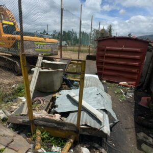 Lote #53 (Remolque para transporte de autos sobre dos llantas y tiro)